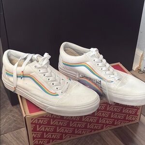 Rainbow vans. Women’s 8.5 / men’s 7.0